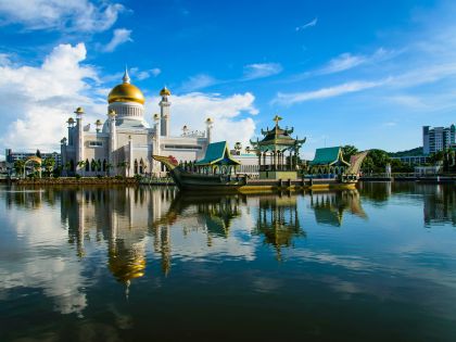 mosque in brunei